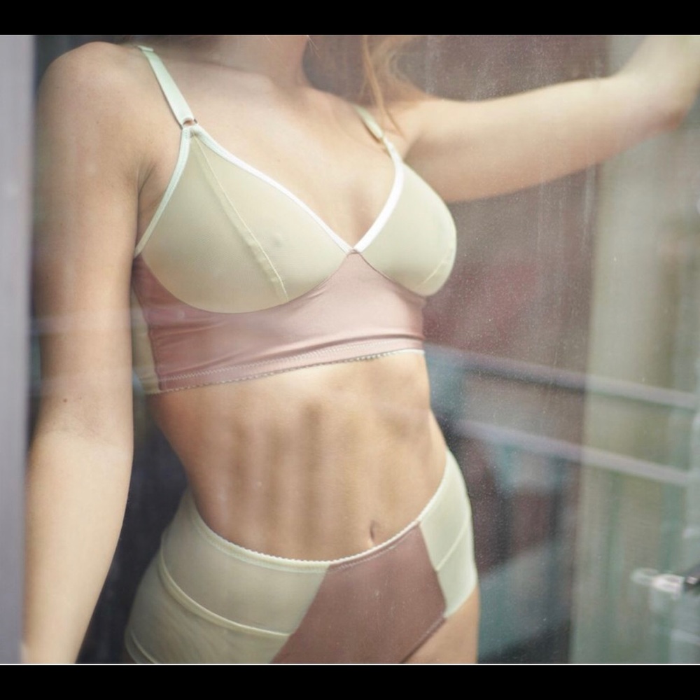 Journelle Fortnight Lingerie Bra:: size 32B